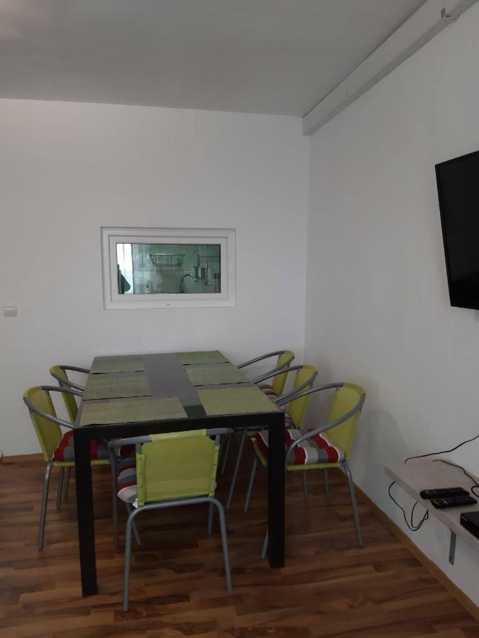 Apartament 2 Camere ซูลีนา ภายนอก รูปภาพ